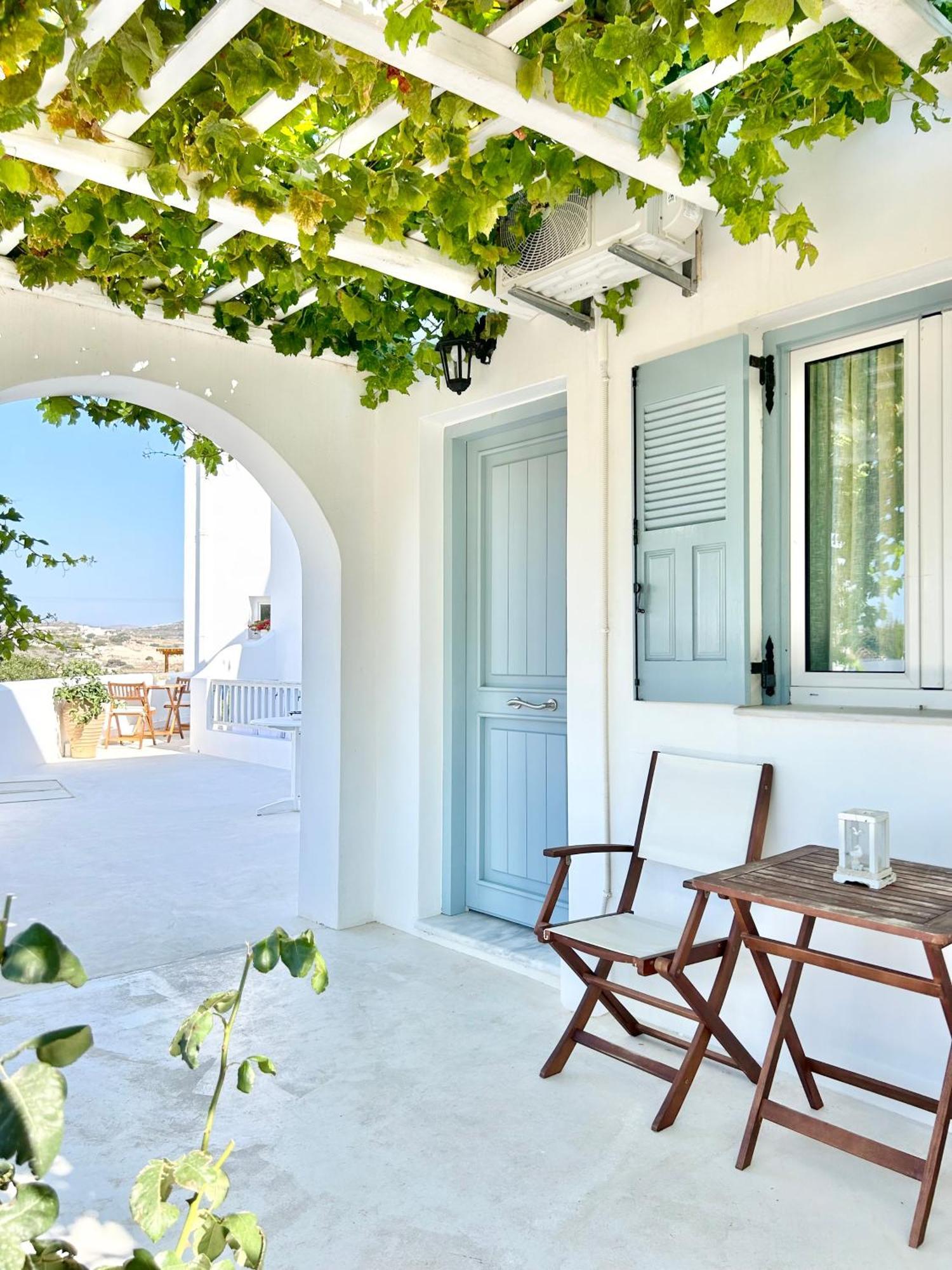 Anita Rooms & Suites Milos Adamantas  Exteriér fotografie